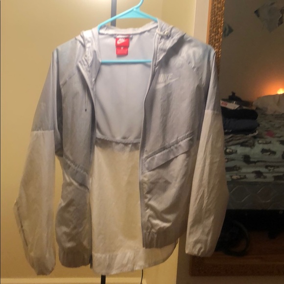 Nike windbreaker - Picture 2 of 5